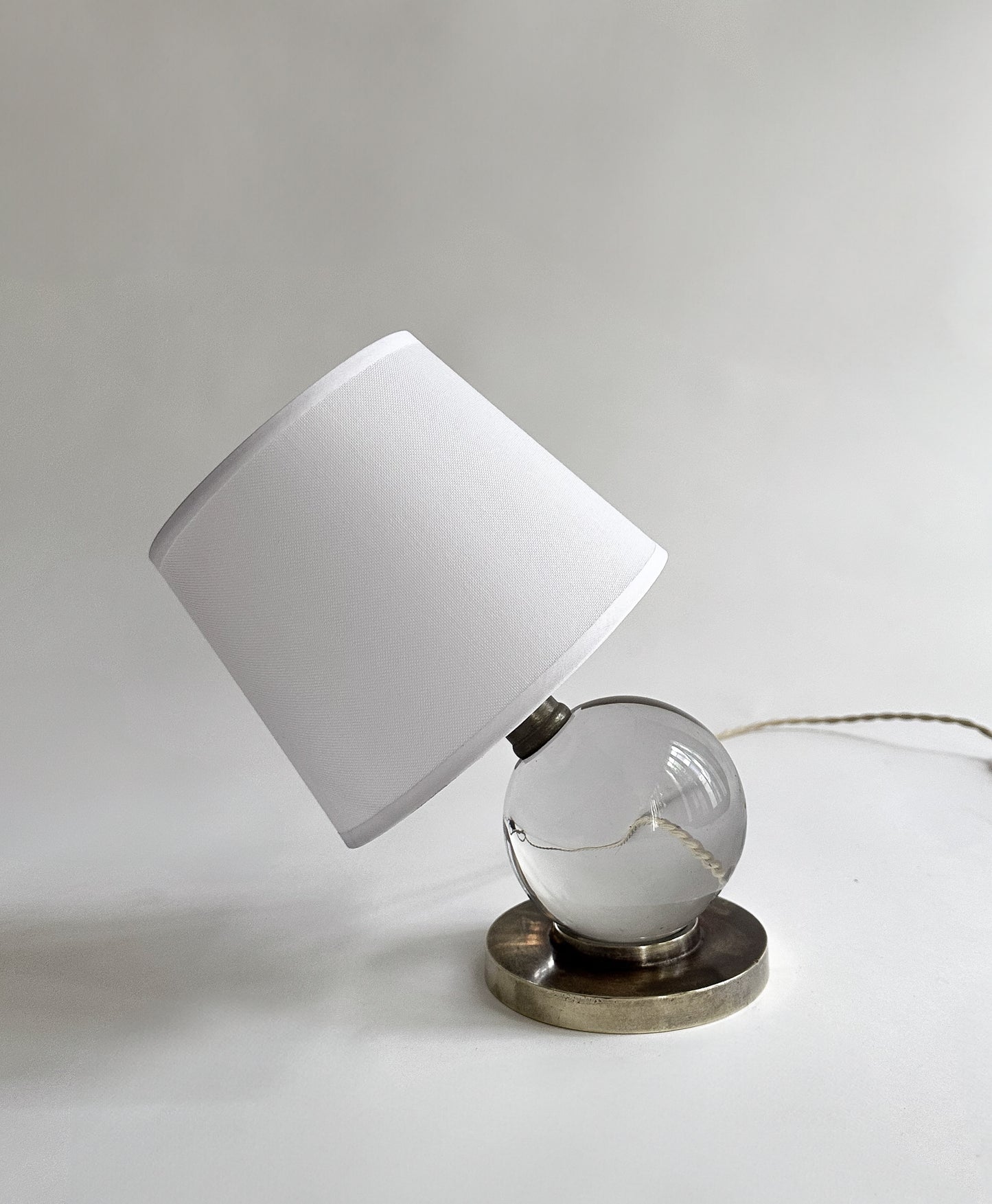 LAMP C1930