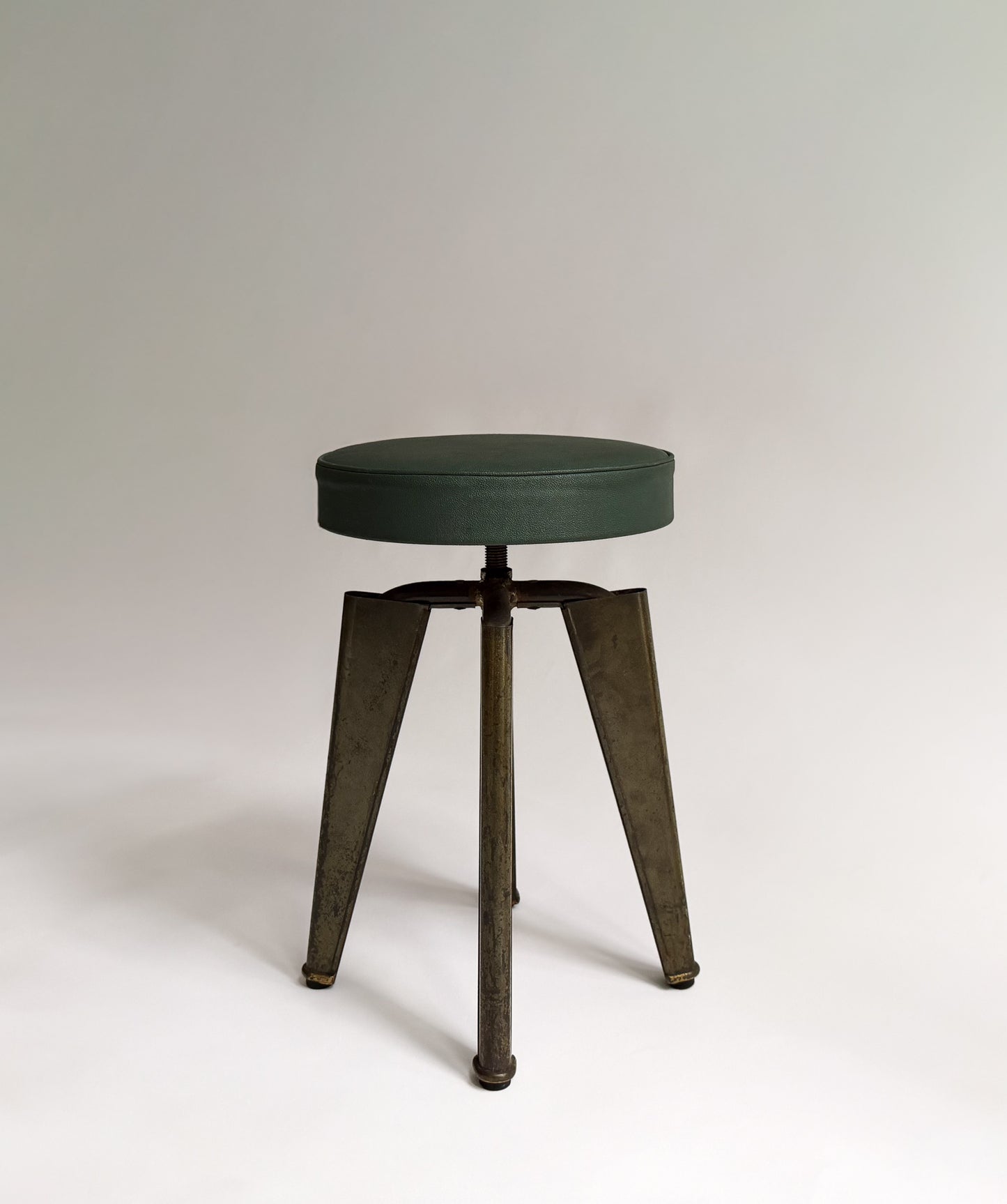 STOOL C1950