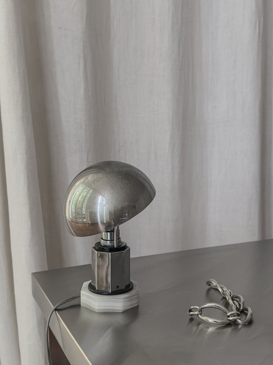 LAMP C1930
